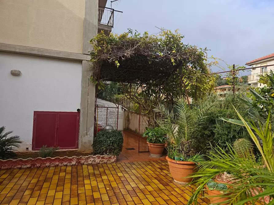 Immagine 3 di Villa in vendita  a Palermo