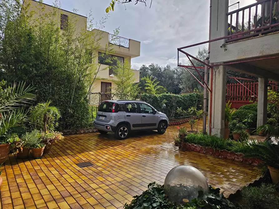 Immagine 7 di Villa in vendita  a Palermo