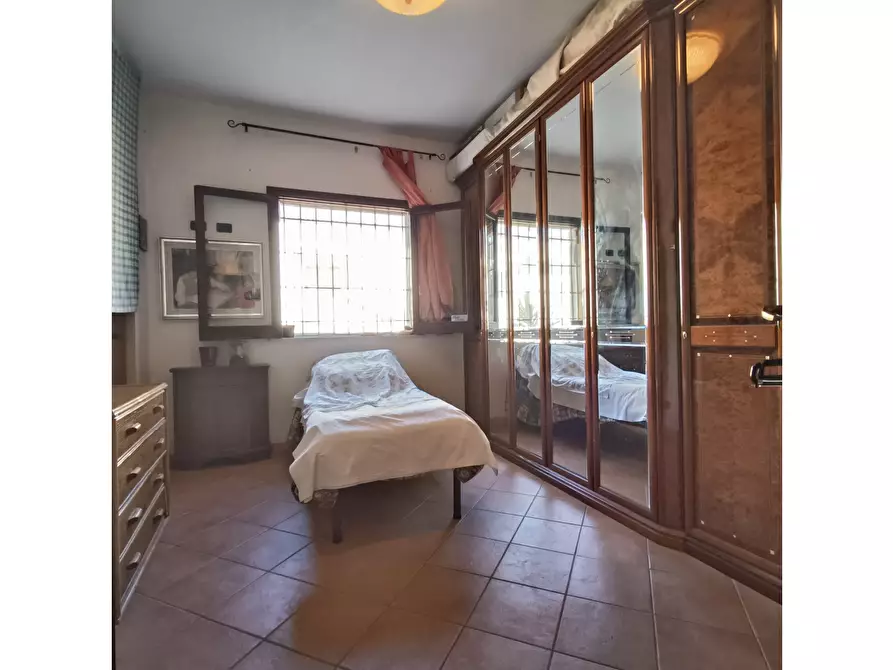 Immagine 10 di Villa in vendita  a Palermo