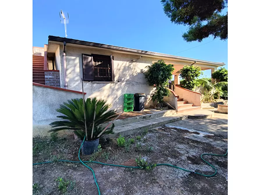 Immagine 2 di Villa in vendita  a Palermo