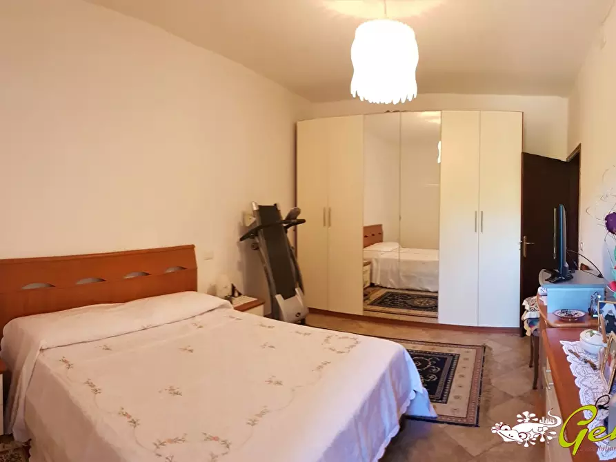 Immagine 3 di Appartamento in vendita  a San Gimignano