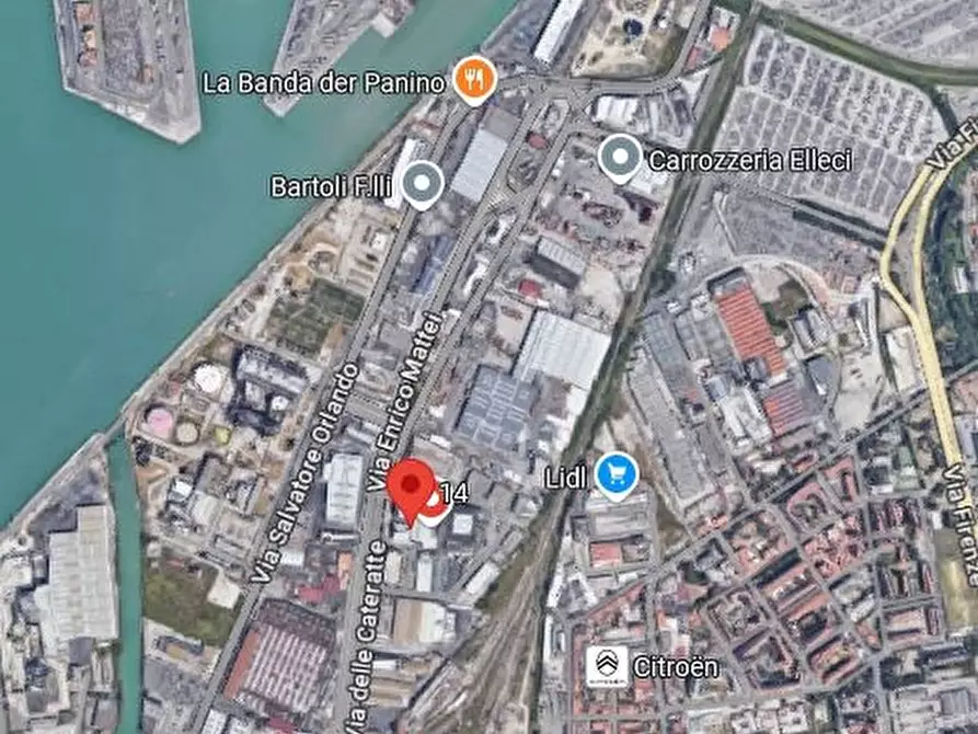 Immagine 1 di Capannone industriale in vendita  90/14 a Livorno