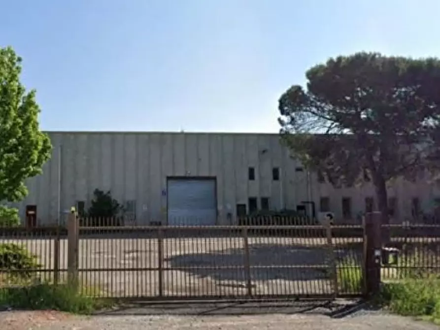 Immagine 1 di Capannone industriale in vendita  94 a Arluno