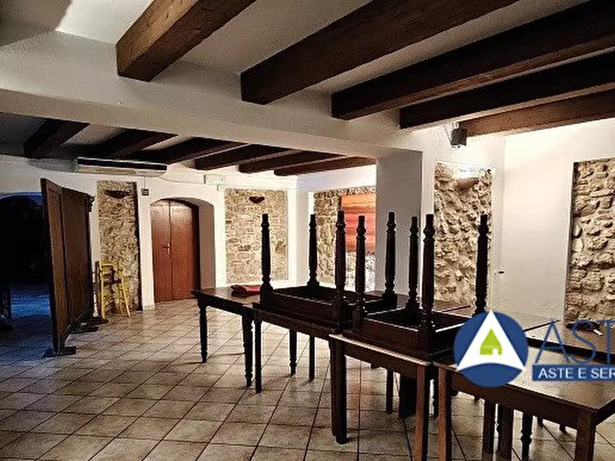 Immagine 3 di Capannone industriale in vendita  42 a Nocera Umbra