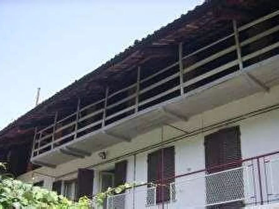 Immagine 7 di Villa in vendita  5 a Azeglio