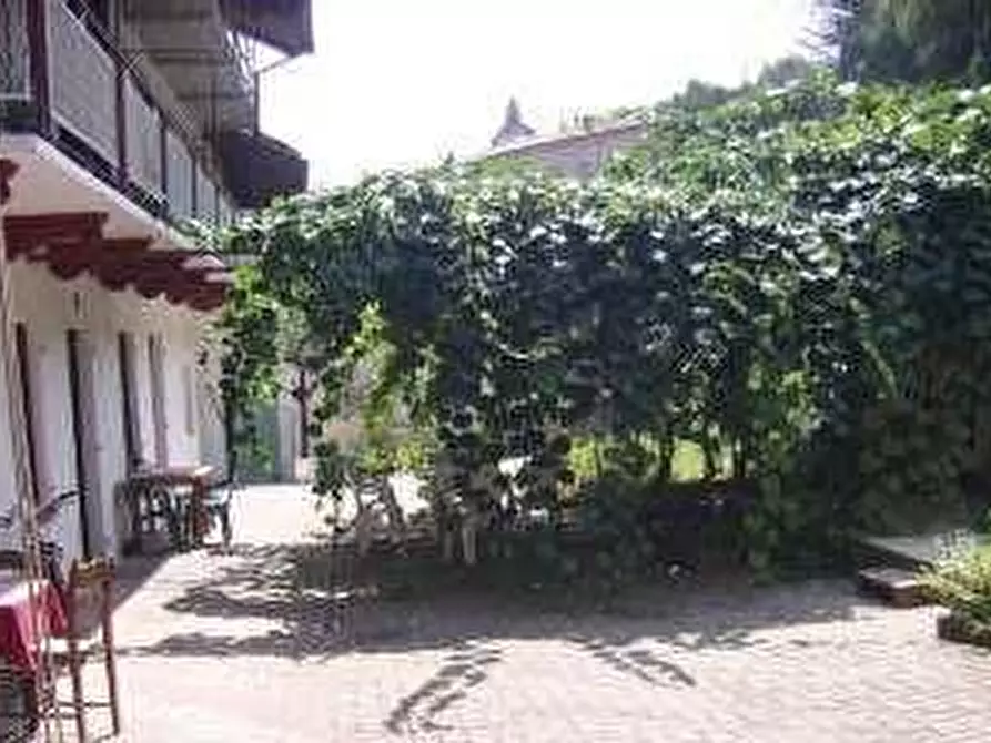 Immagine 8 di Villa in vendita  5 a Azeglio