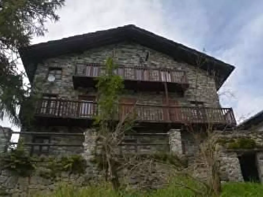 Immagine 2 di Villa in vendita  60 a Viù