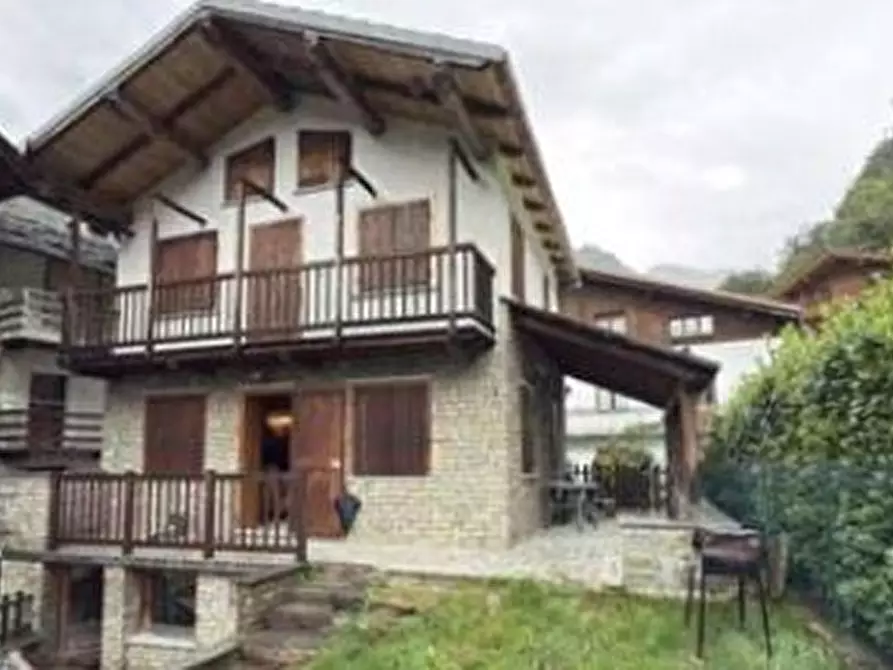 Immagine 2 di Villa in vendita  snc a Valprato Soana