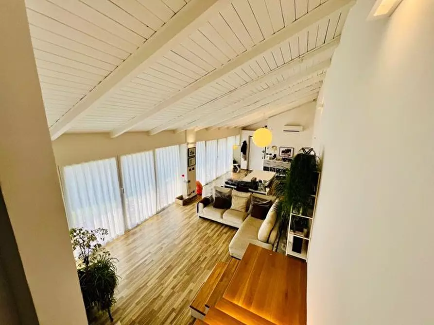 Immagine 3 di Villa in vendita  338 a Torino