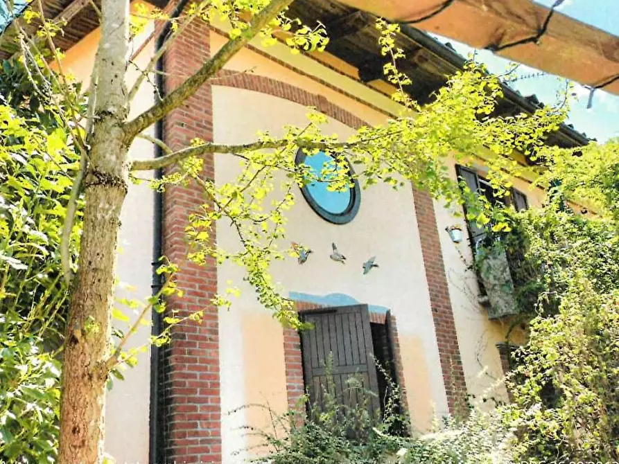 Immagine 2 di Villa in vendita  6 a Casalborgone