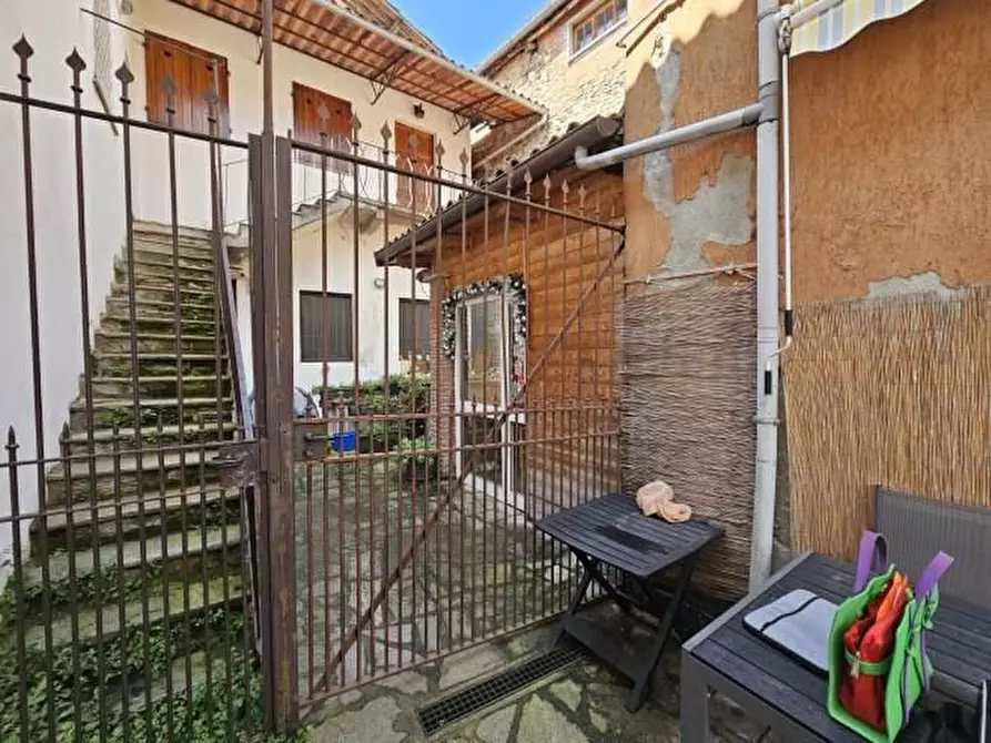 Immagine 6 di Villa in vendita  8 a Palazzo Canavese