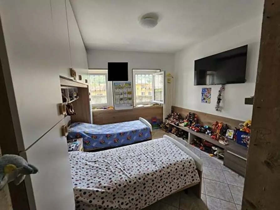 Immagine 10 di Villa in vendita  8 a Palazzo Canavese