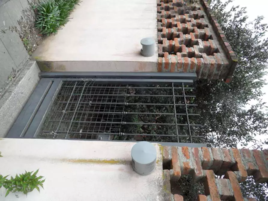 Immagine 4 di Casa semindipendente in vendita  2 a Milano