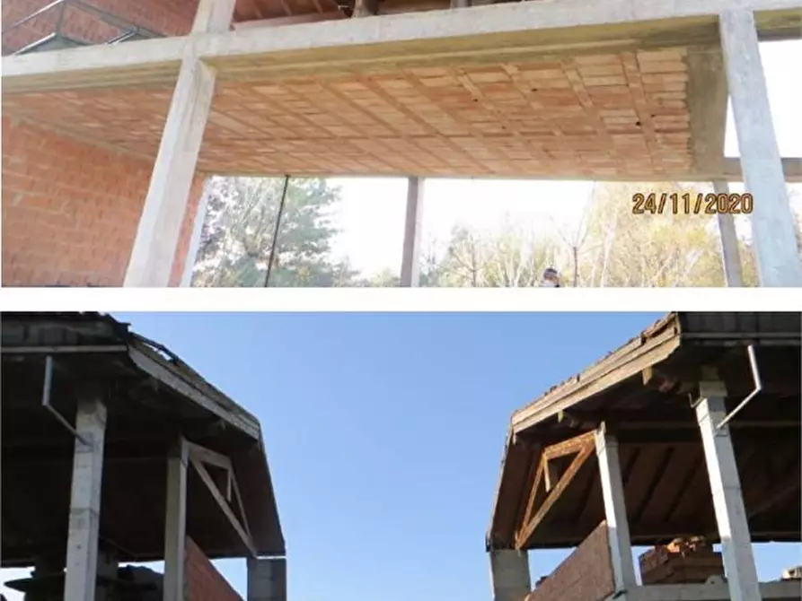 Immagine 10 di Villa in vendita  549 a Milano