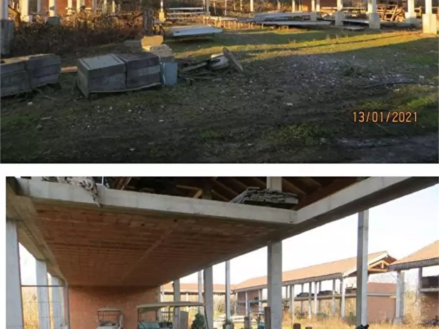 Immagine 9 di Villa in vendita  549 a Milano