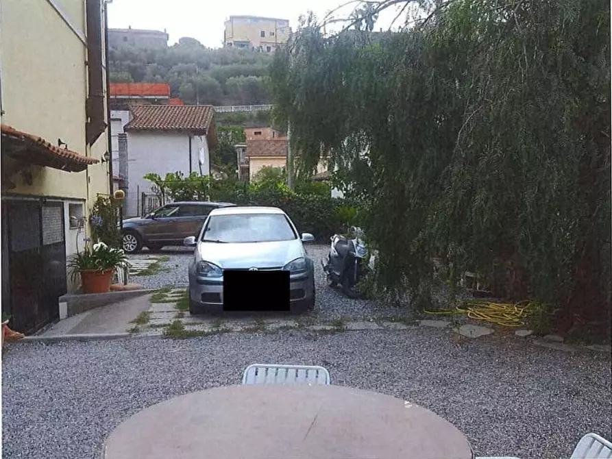Immagine 10 di Villa in vendita  6 a Albenga