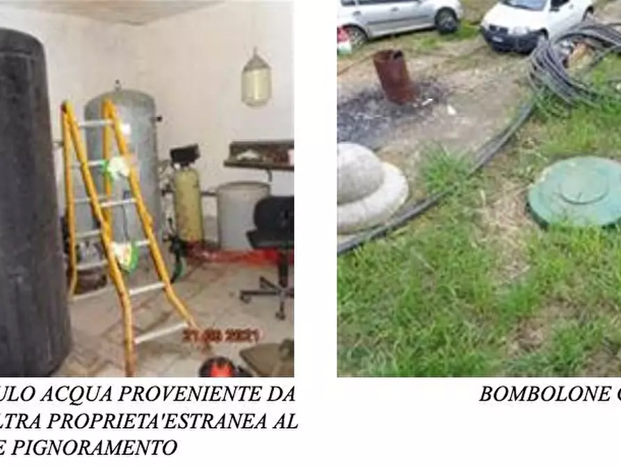 Immagine 5 di Villa in vendita  SNC a Albenga