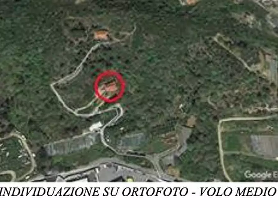 Immagine 2 di Villa in vendita  SNC a Albenga