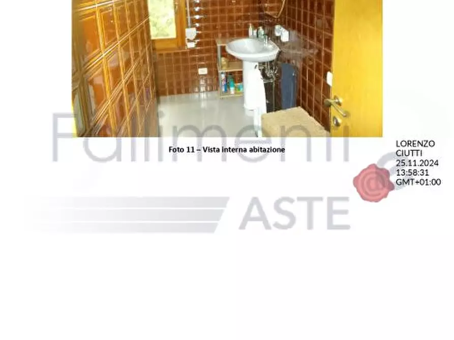 Immagine 5 di Villa in vendita  a Tortoreto