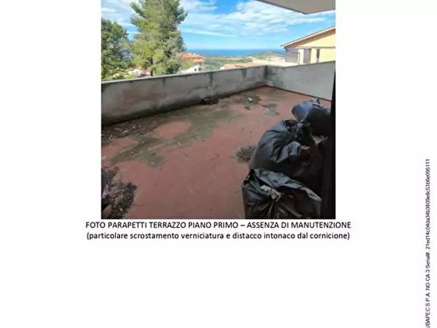 Immagine 9 di Villa in vendita  a Atri