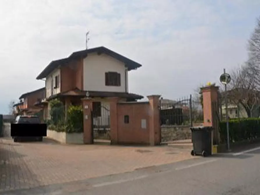 Immagine 2 di Villa in vendita  20 a Pavone Canavese