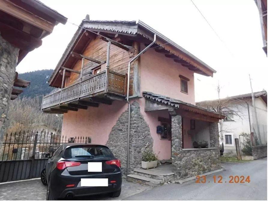 Immagine 2 di Villa in vendita  29 a Salbertrand