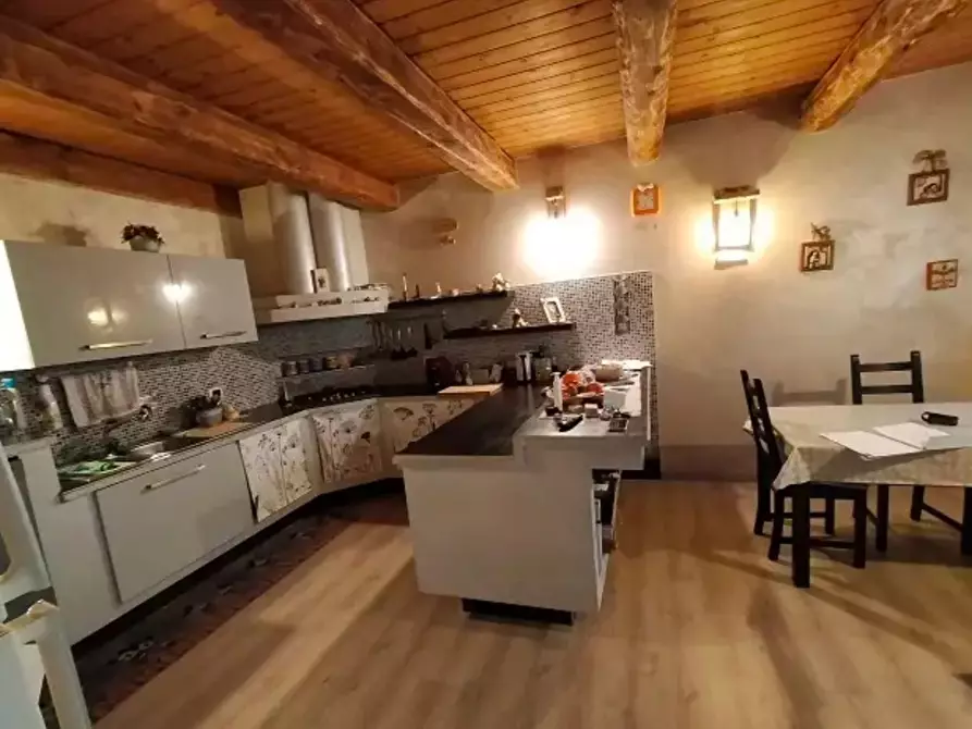 Immagine 10 di Villa in vendita  36 a Cumiana