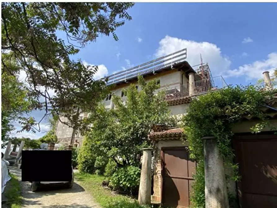 Immagine 4 di Villa in vendita  11 a Parella