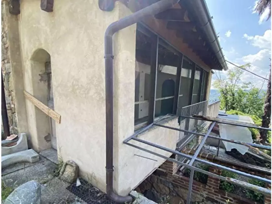 Immagine 7 di Villa in vendita  11 a Parella