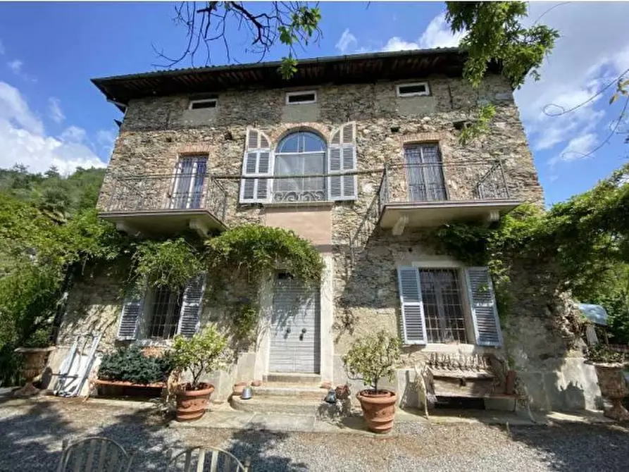 Immagine 2 di Villa in vendita  11 a Parella