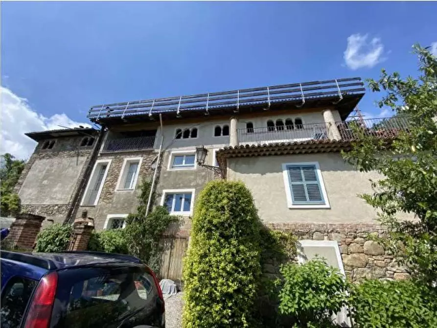 Immagine 3 di Villa in vendita  11 a Parella