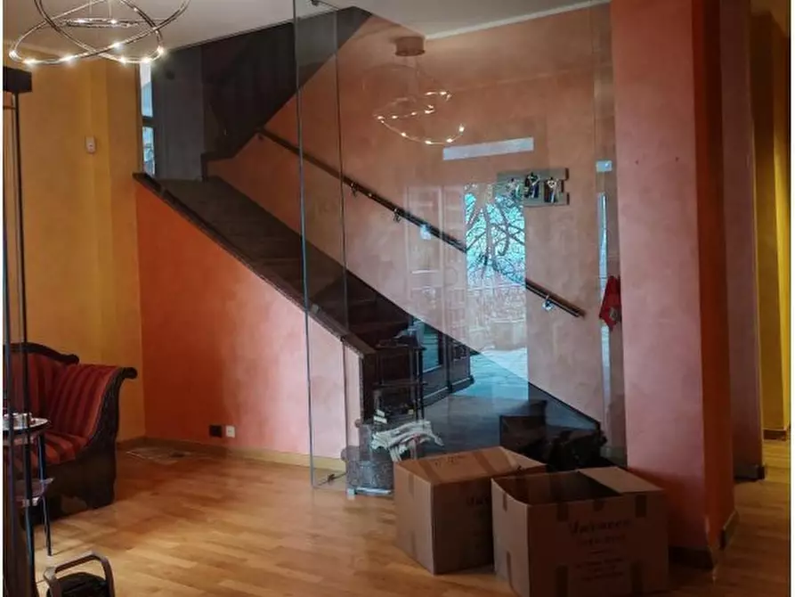 Immagine 6 di Villa in vendita  13 a Moncalieri