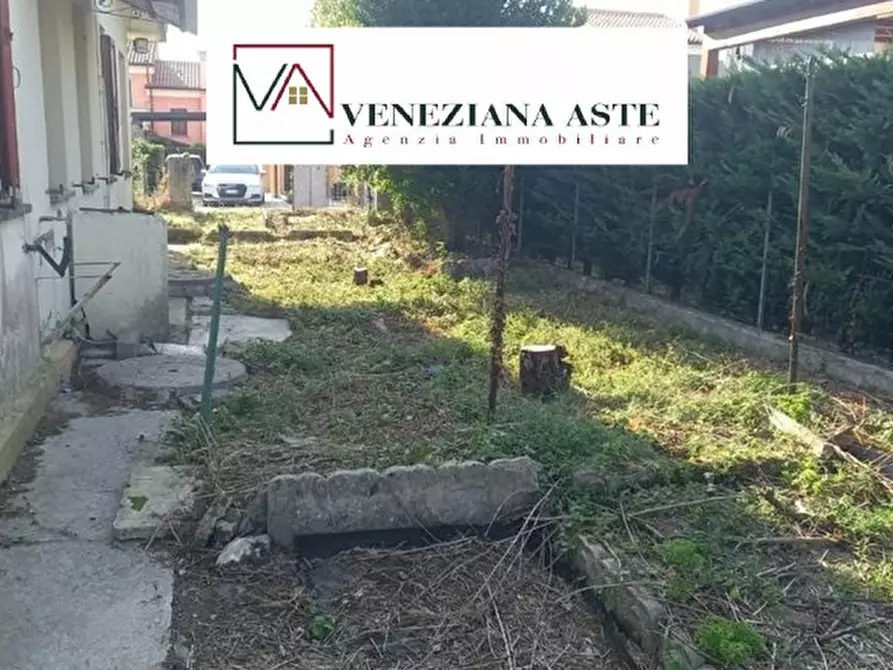 Immagine 7 di Villa in vendita  41 a Salgareda