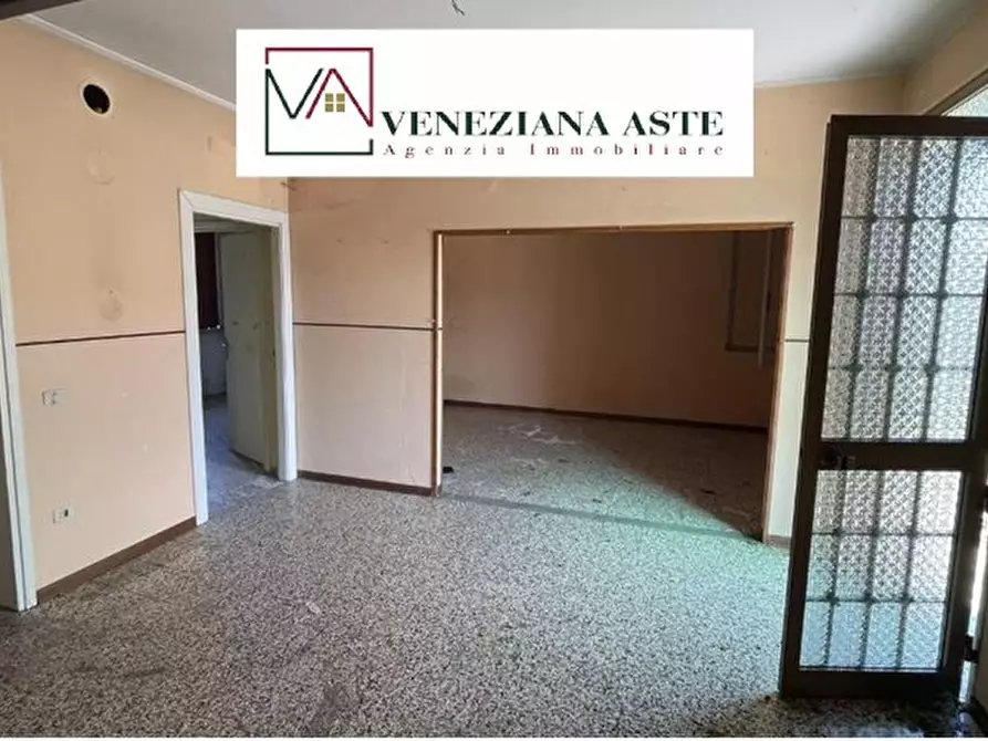 Immagine 4 di Villa in vendita  41 a Salgareda