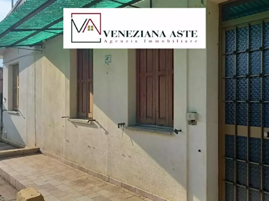 Immagine 5 di Villa in vendita  41 a Salgareda