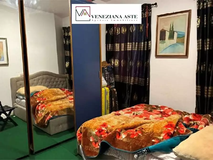 Immagine 8 di Villa in vendita  a Venezia