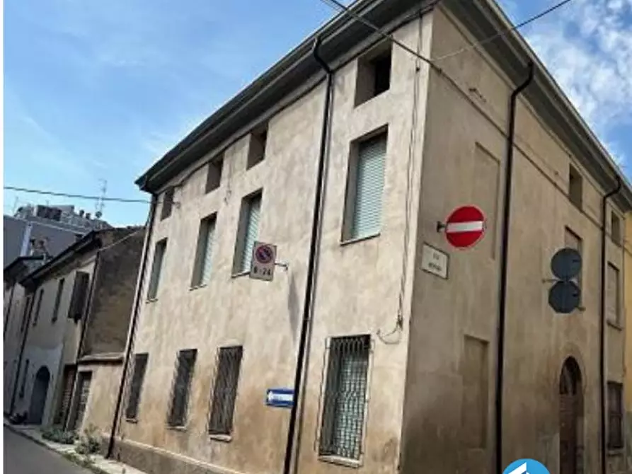 Immagine 1 di Casa semindipendente in vendita  26 a Guastalla