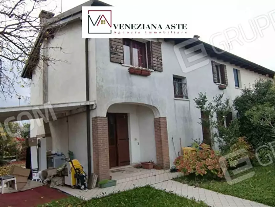 Immagine 1 di Casa semindipendente in vendita  47 a Zero Branco