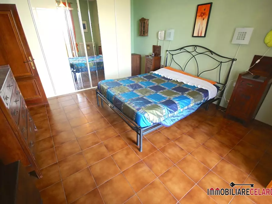 Immagine 6 di Villa in vendita  a Casole D'elsa