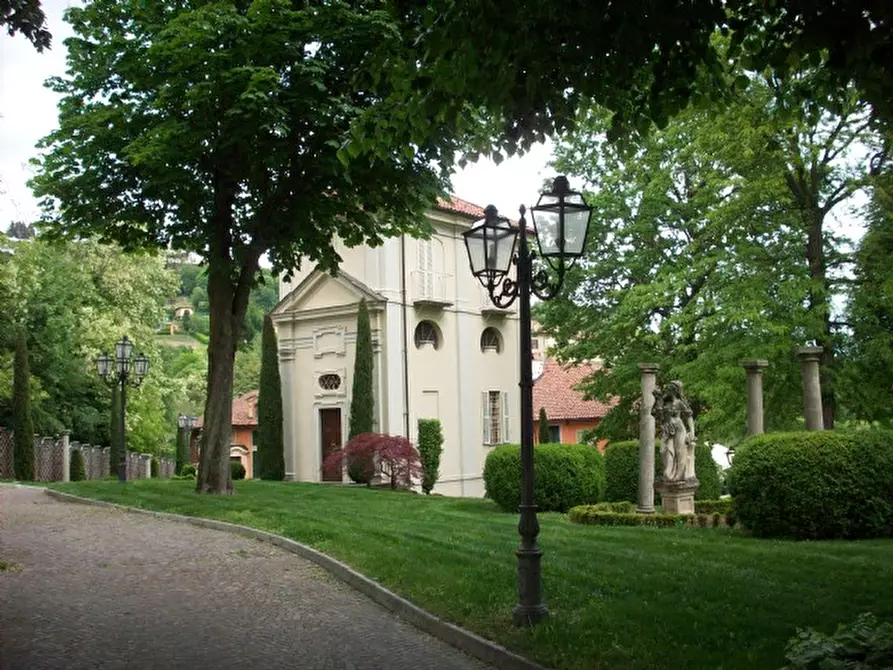 Immagine 10 di Villa in vendita  36 a Moncalieri
