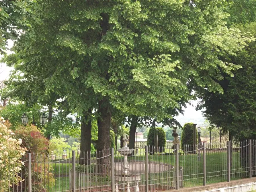 Immagine 8 di Villa in vendita  36 a Moncalieri