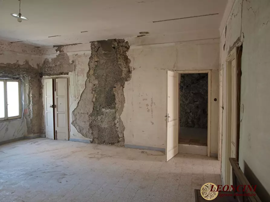 Immagine 5 di Rustico / casale in vendita  34 a Bagnone