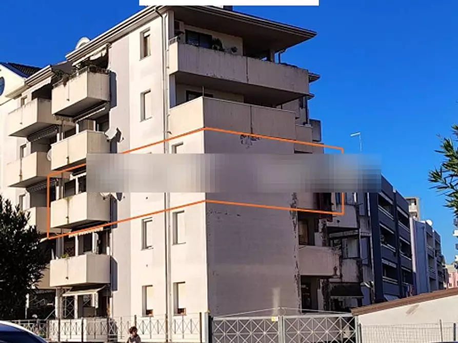 Immagine 1 di Appartamento in vendita  142 a Chioggia