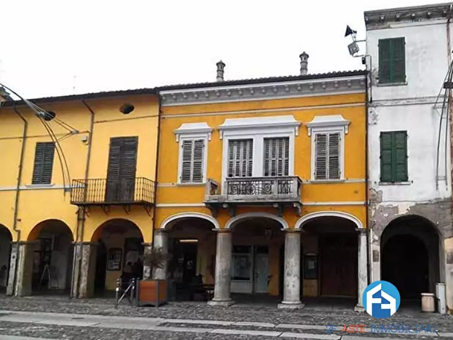 Immagine 1 di Rustico / casale in vendita  a Novellara