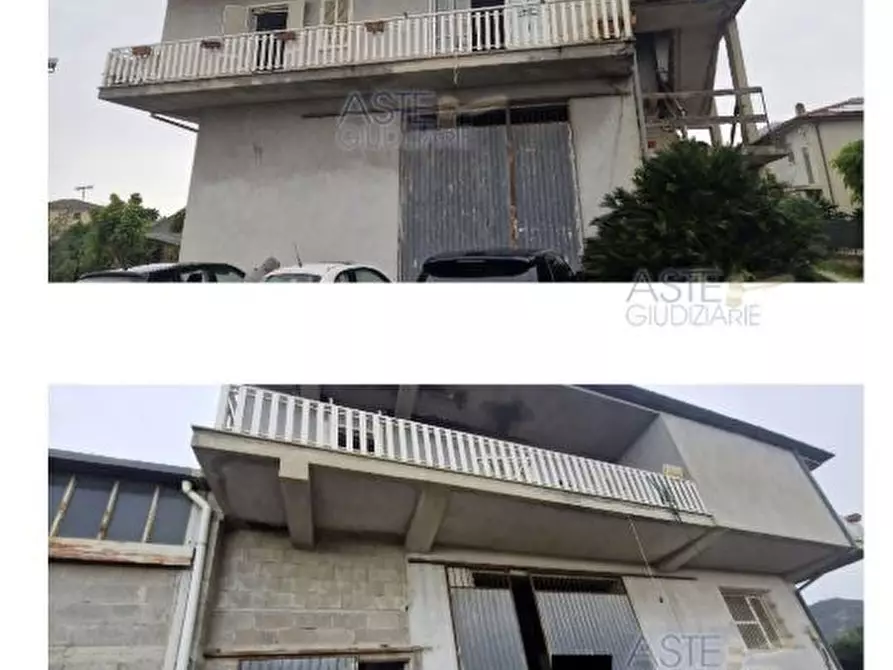 Immagine 2 di Palazzo in vendita  a Sezze