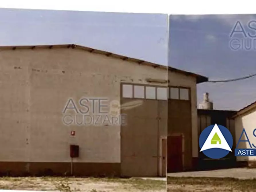 Immagine 1 di Capannone industriale in vendita  a Aprilia