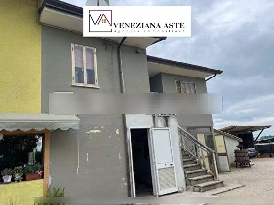 Immagine 1 di Casa semindipendente in vendita  63 a Concordia Sagittaria