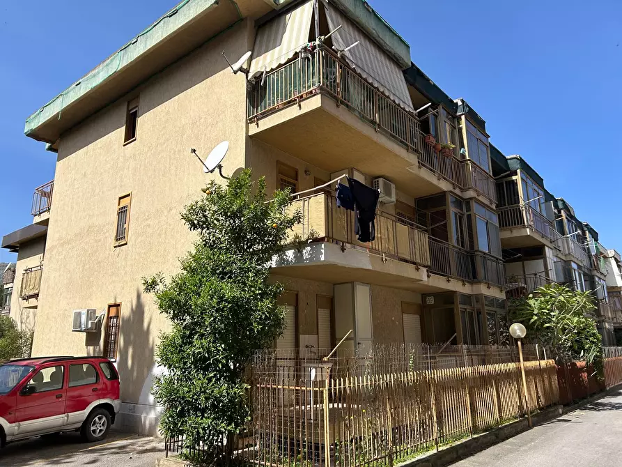 Immagine 1 di Appartamento in vendita  a Palermo