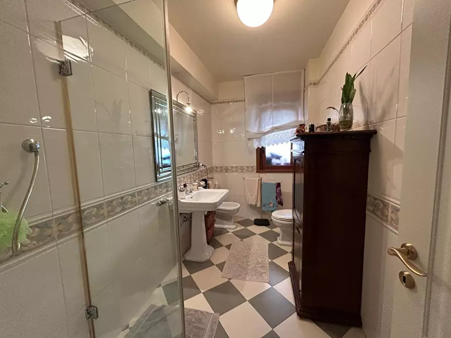 Immagine 5 di Appartamento in vendita  a Palermo