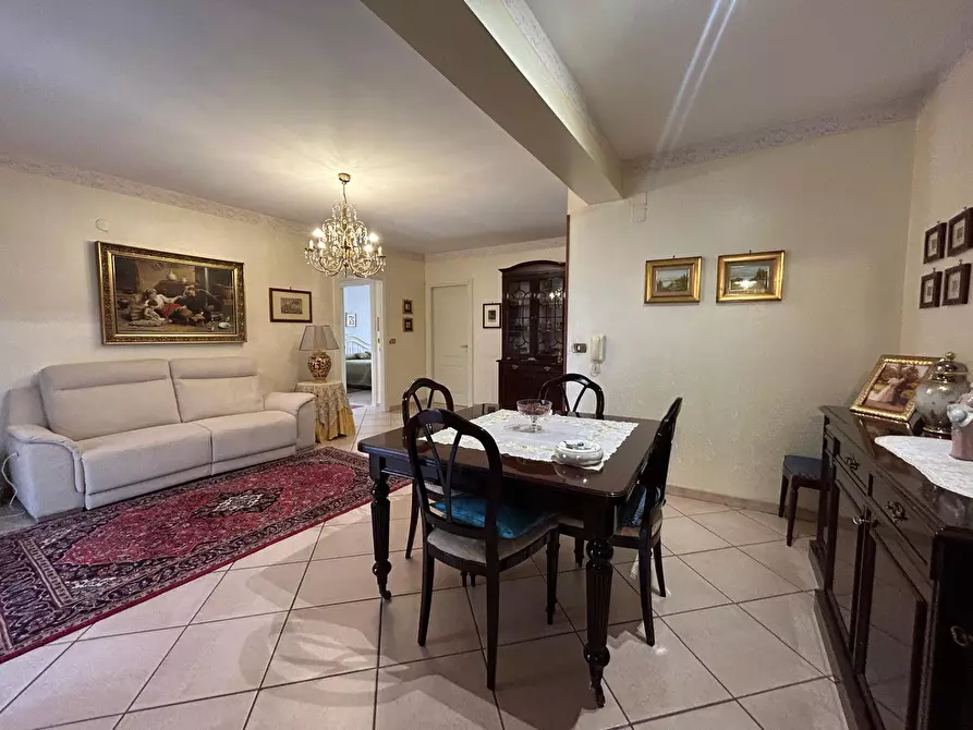 Immagine 9 di Appartamento in vendita  a Palermo